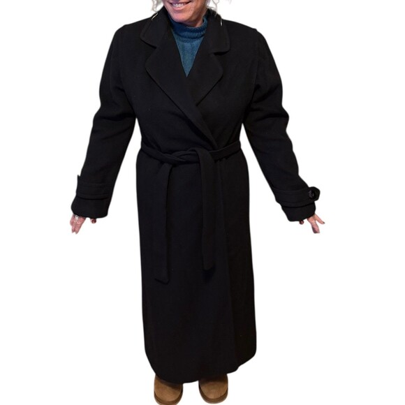 Woman’s Vintage Ed Mitchell of Westport CT 100% Black Cashmere Coat Made in USA - Picture 2 of 11